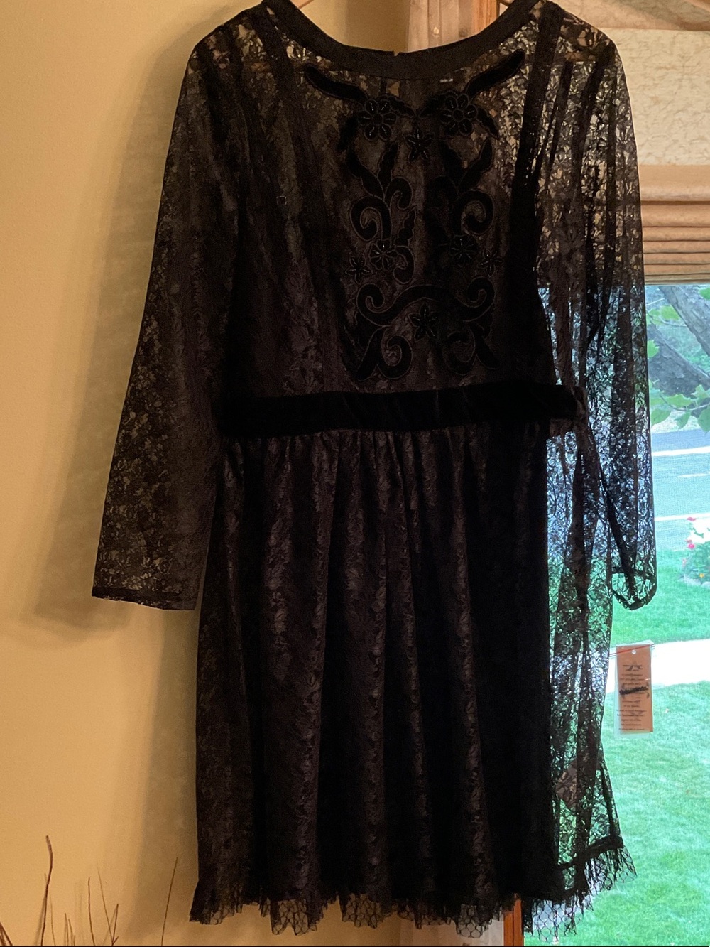 Nanette LePore Black Statements Lace Overlay Dress NWT 14